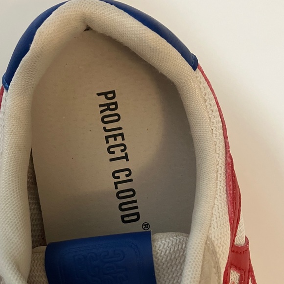 Project Cloud Women’s 8 1/2 Red, White & Blue Lace Up Lightweight Sneakers - Picture 3 of 12